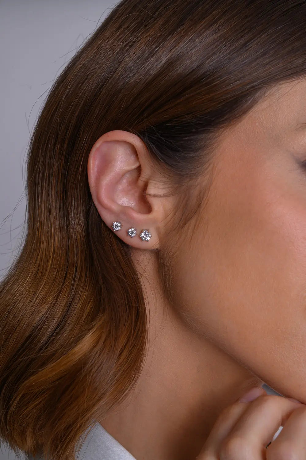 Brincos Ponto de Luz Moissanite 4MM